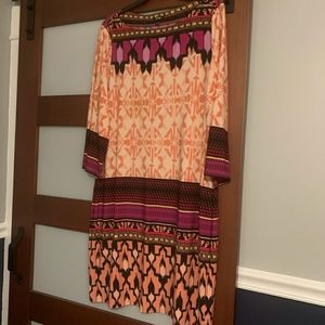 APT 9 SZ 16 Printed Knee Length Dress